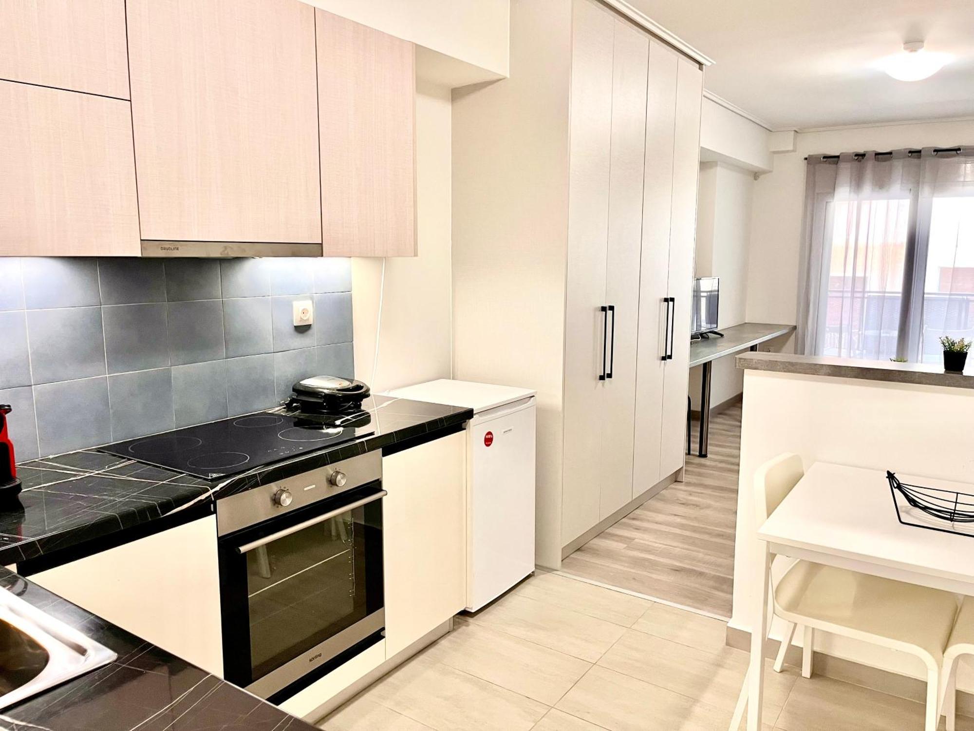 אתונה Elvita Apartments 4 מראה חיצוני תמונה