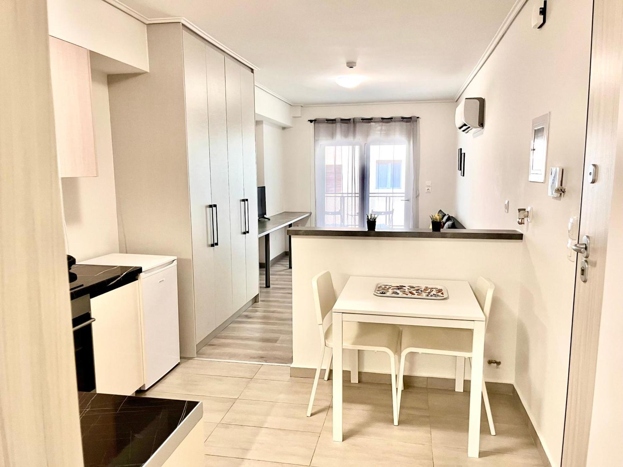 אתונה Elvita Apartments 4 מראה חיצוני תמונה