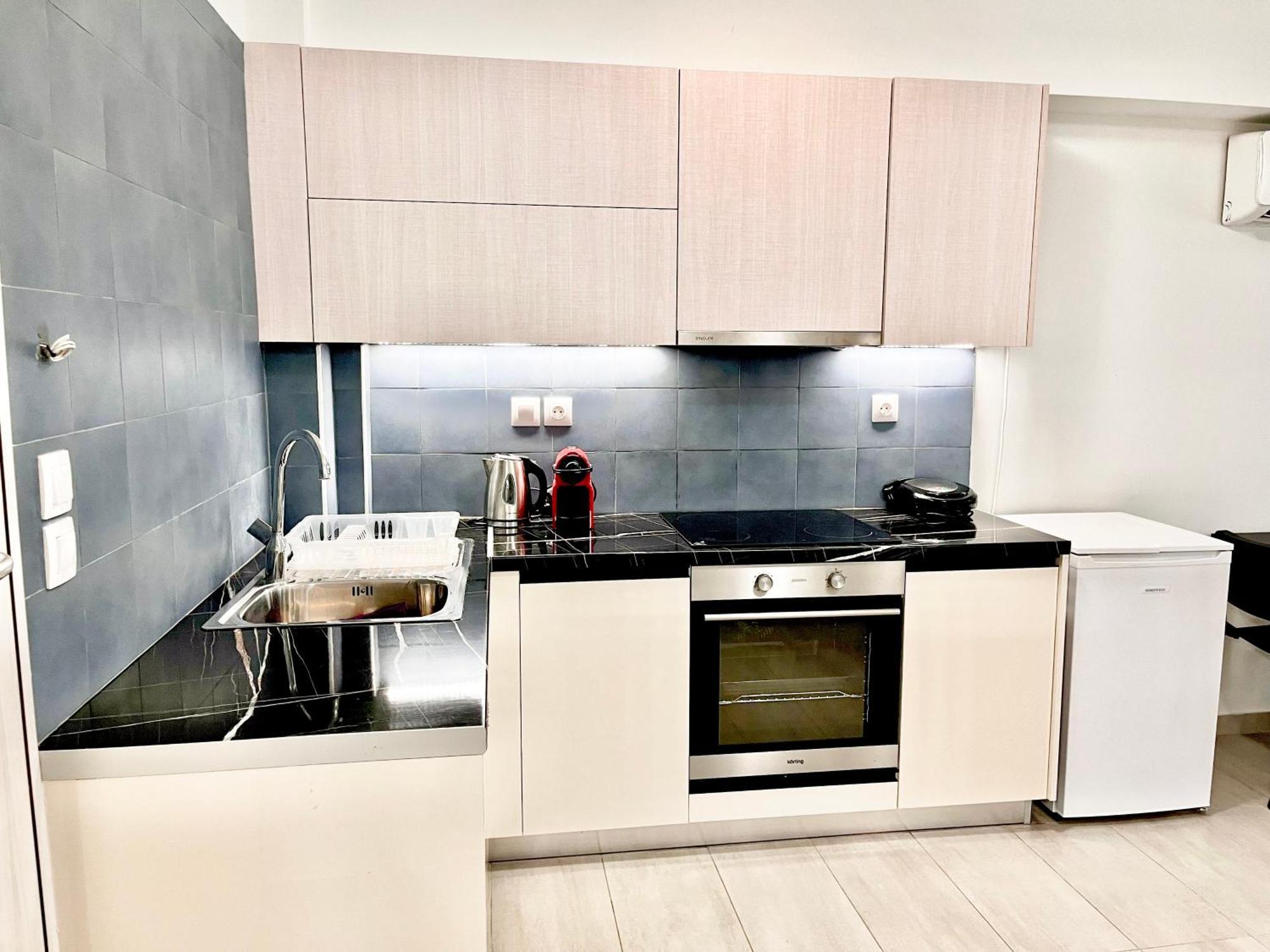 אתונה Elvita Apartments 4 מראה חיצוני תמונה