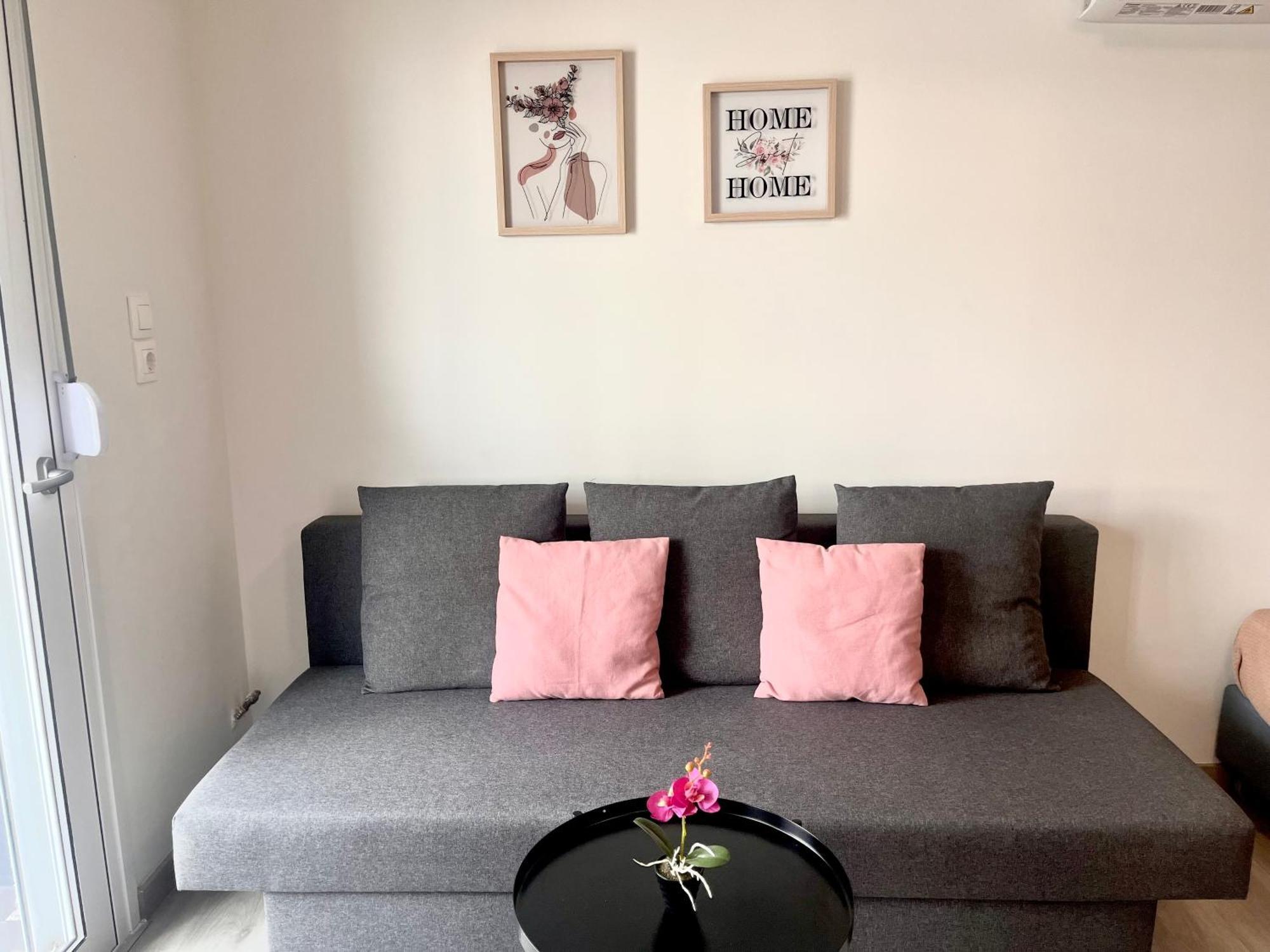 אתונה Elvita Apartments 4 מראה חיצוני תמונה