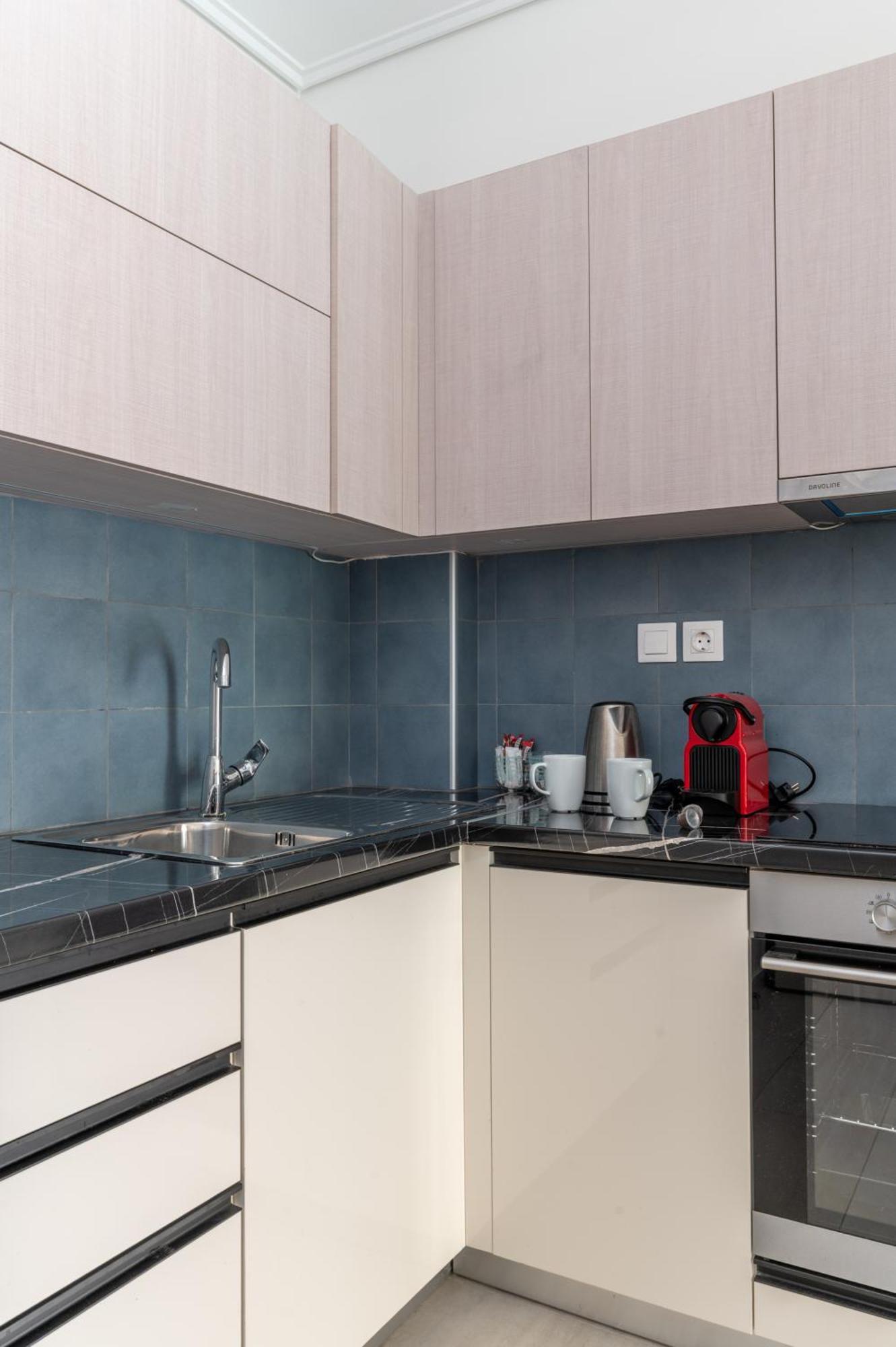 אתונה Elvita Apartments 4 מראה חיצוני תמונה