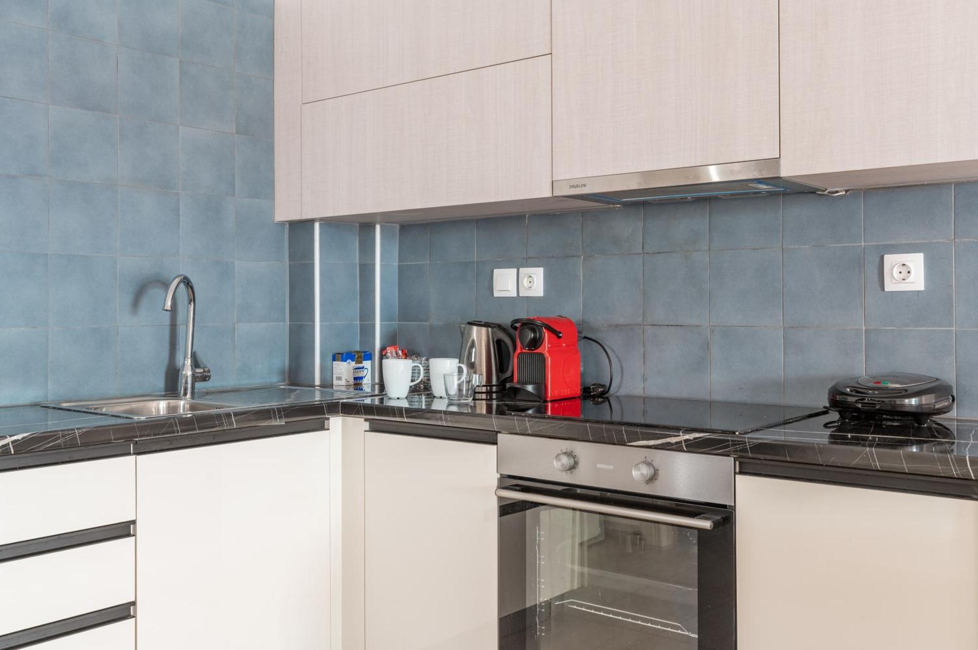 אתונה Elvita Apartments 4 מראה חיצוני תמונה